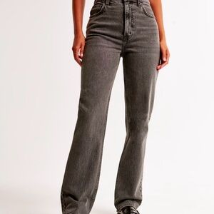 Abercrombie 90s Straight Ultra High Rise